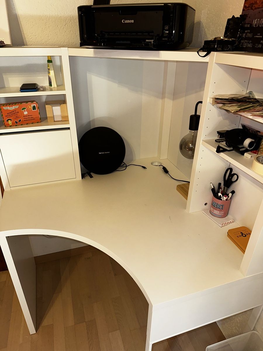 Scrivanie: Bureau ikea  – Nuovo (secondo la descrizione) da Valeyres-Montagny venduto da que_gw7s