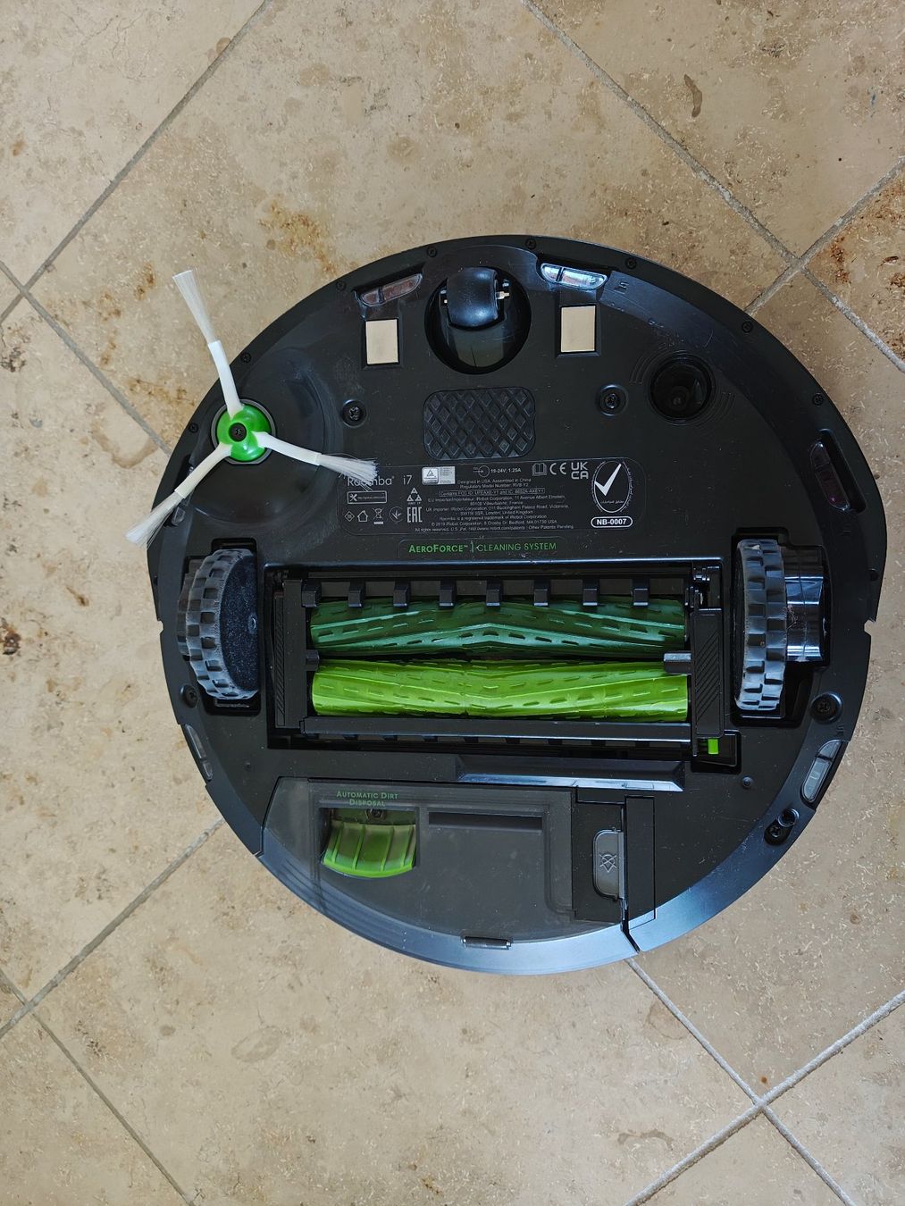 Irobot Aspirateurs & Accessoires: iRobot Roomba i7+ – D'occasion à Zürich par ric_8mg7 2