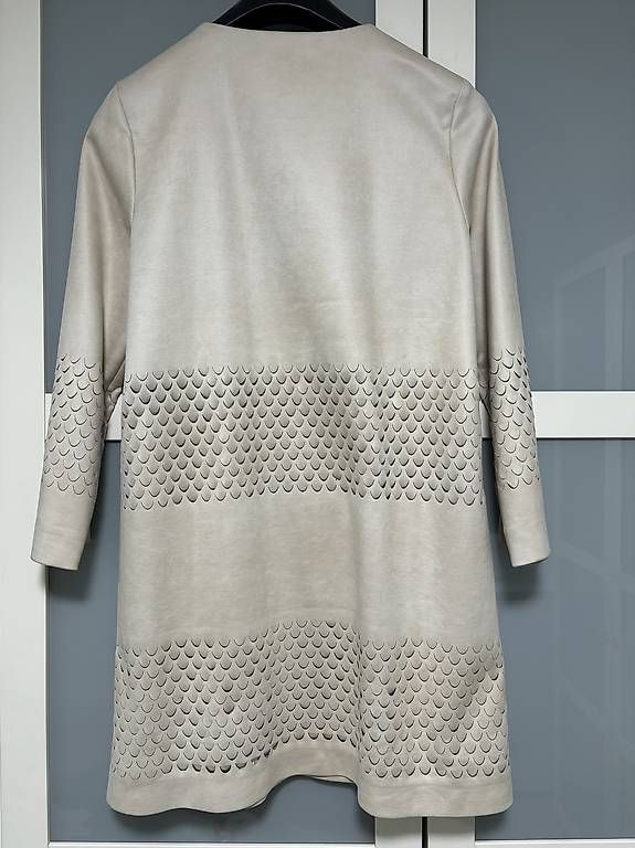 Giacche: Vendo blazer donna mai indossato  – Usato da Soazza venduto da afa_r6cx 1