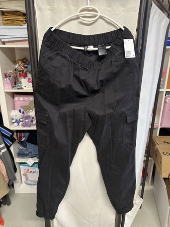 H&M cargo pants new tags L