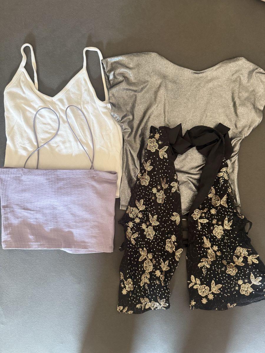 Blusen, T-Shirts & Tops: Top set  – Gebraucht aus La Croix (Lutry) von oxa_fvy6