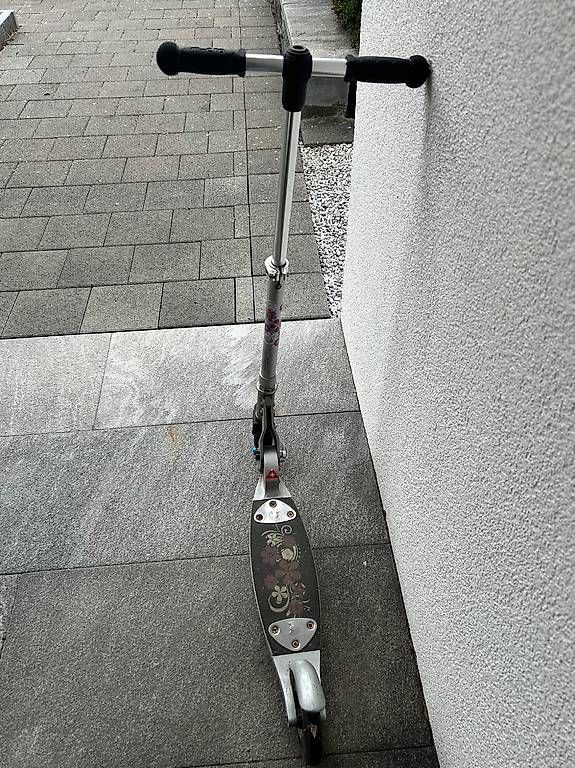 Kickboard: Micor, Trottinet – D'occasion à Murten par lle_w5qs 1