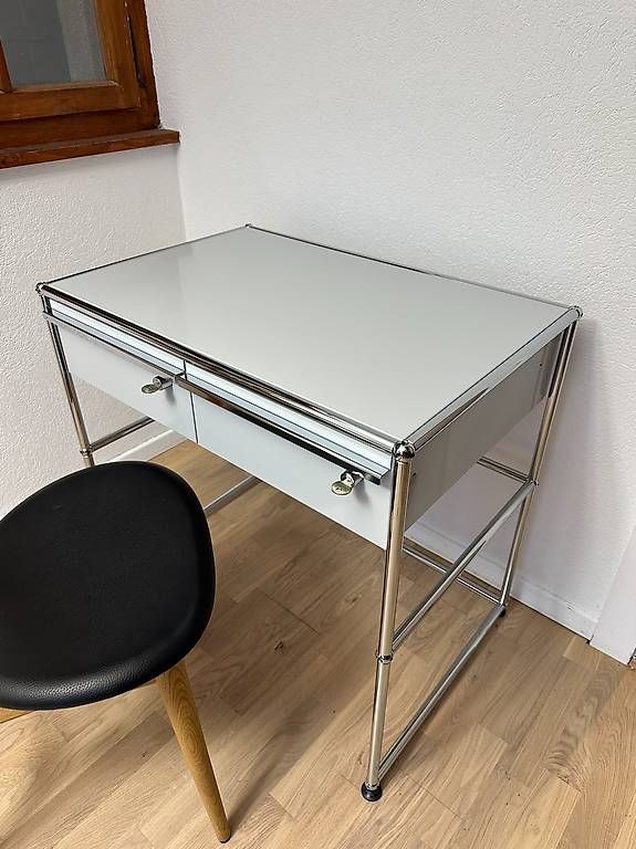 USM Scrivanie: Bureau / Desserte USM Haller en Gris Clair // Ref. AY0397 – Usato da Ravoire venduto da ARKY_s 2