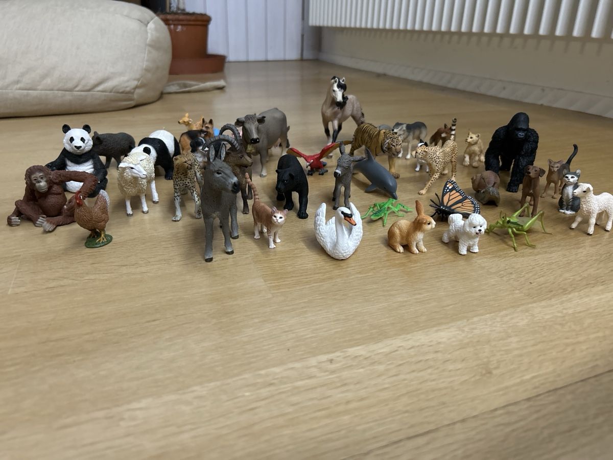 Schleich Figuren: 43-teilige Schleich-Tier Sammlung – Gebraucht aus St. Gallen von salsera85 1