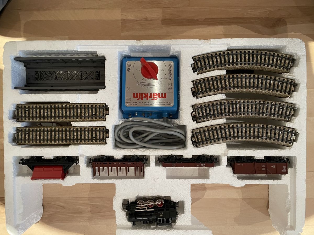 Märklin Modellini di ferrovie: *** Märkli Modelleisenbahn*** – Usato da Hittnau venduto da Stoeffi_85 1
