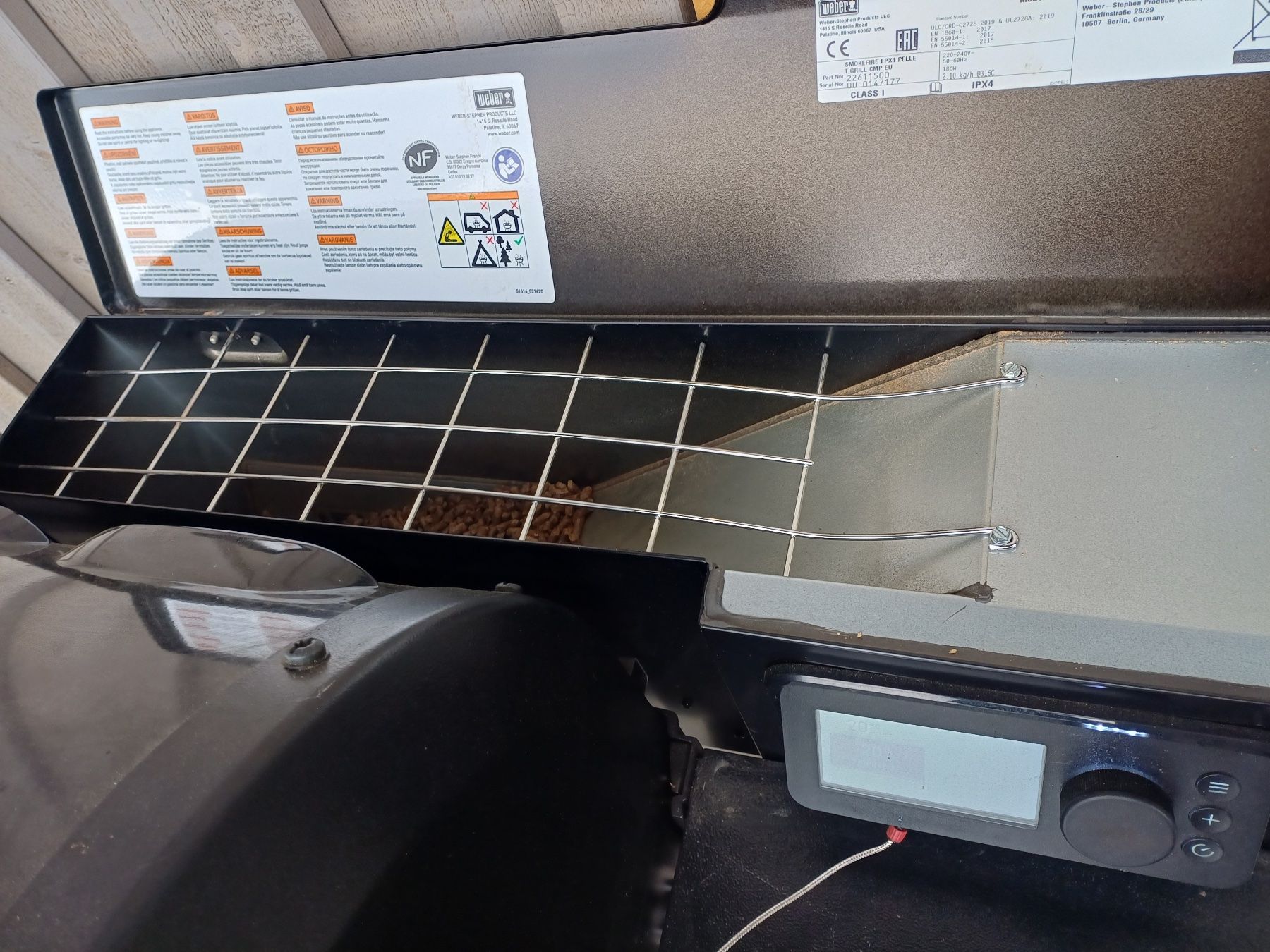 Weber Griglie: Smoker - Weber - SmokeFire EX4 – Nuovo (secondo la descrizione) da Freudwil venduto da magf 2