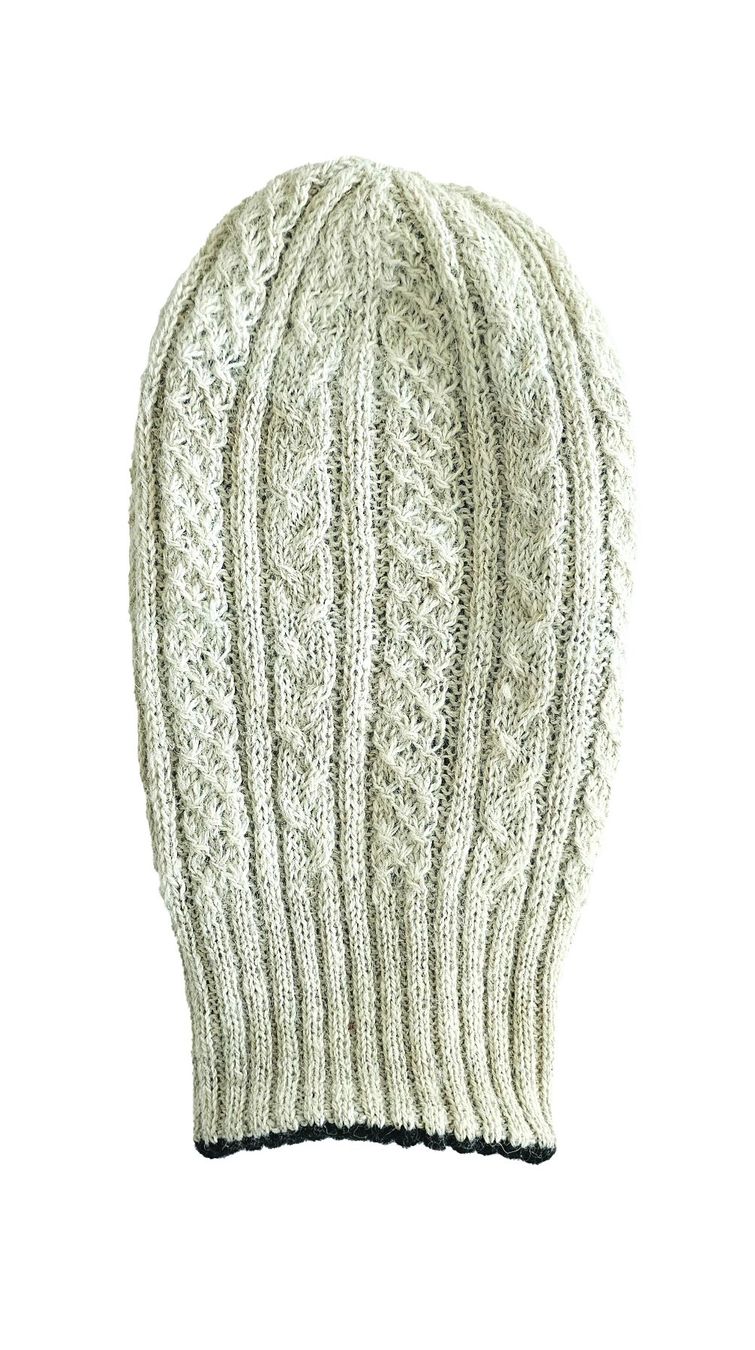 Copricapi, berretti & cappellini: Alpaka-Beanie, Handgestrickt – Nuovo e nell'imballaggio originale da Basel venduto da PachaWool