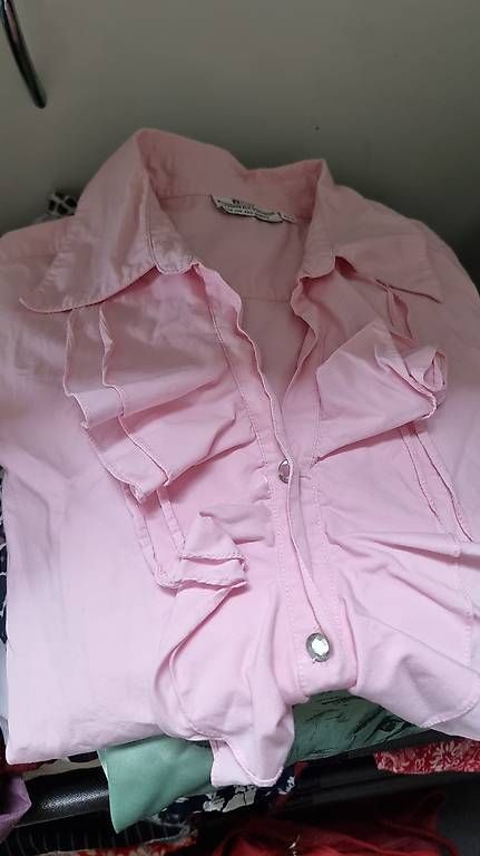 Lotti di vestiti: schöne verschiedene Damen Kleider, Pullover, Blusen, Hosen.. – Usato da Neuenkirch venduto da tip_wp7s 3
