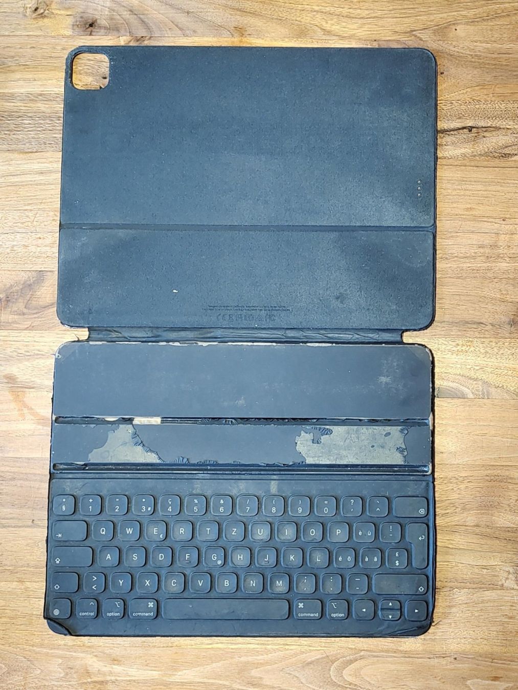 Apple Tastiere: Apple Smart Keyboard Folio – Usato da Basel venduto da dybli07