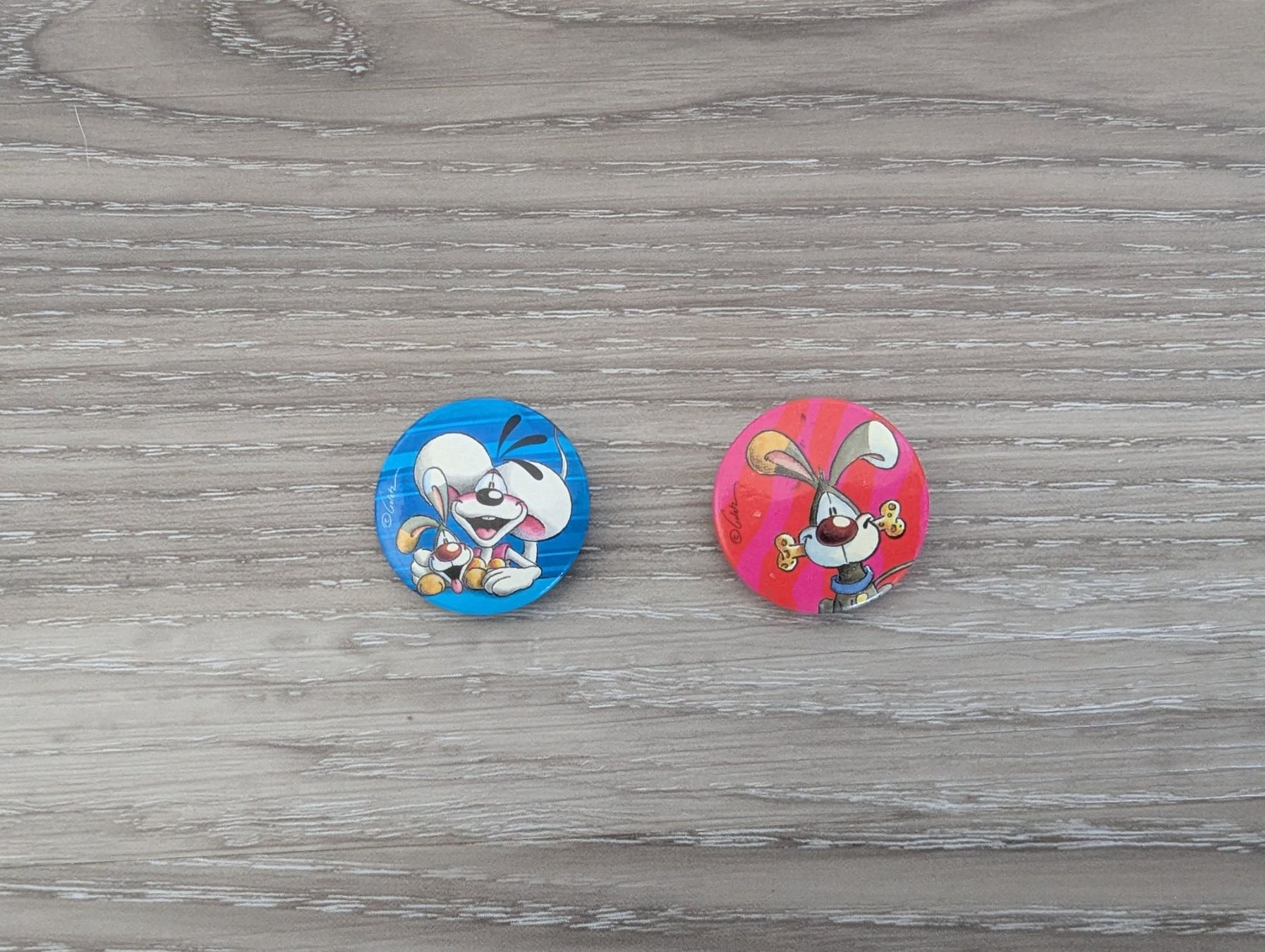 Figuren: DIDDL | 2x Button + 1x Anhänger – Gebraucht aus Wolfhausen von janine621 1