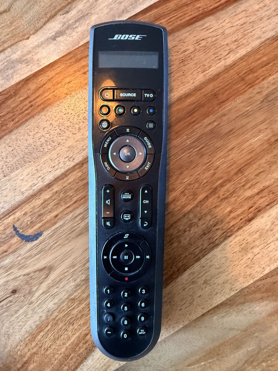 Bose Heimkino: Bose AV35 Control Console mit Fernbedienung – Gebraucht aus Selzach von rem_c8 4