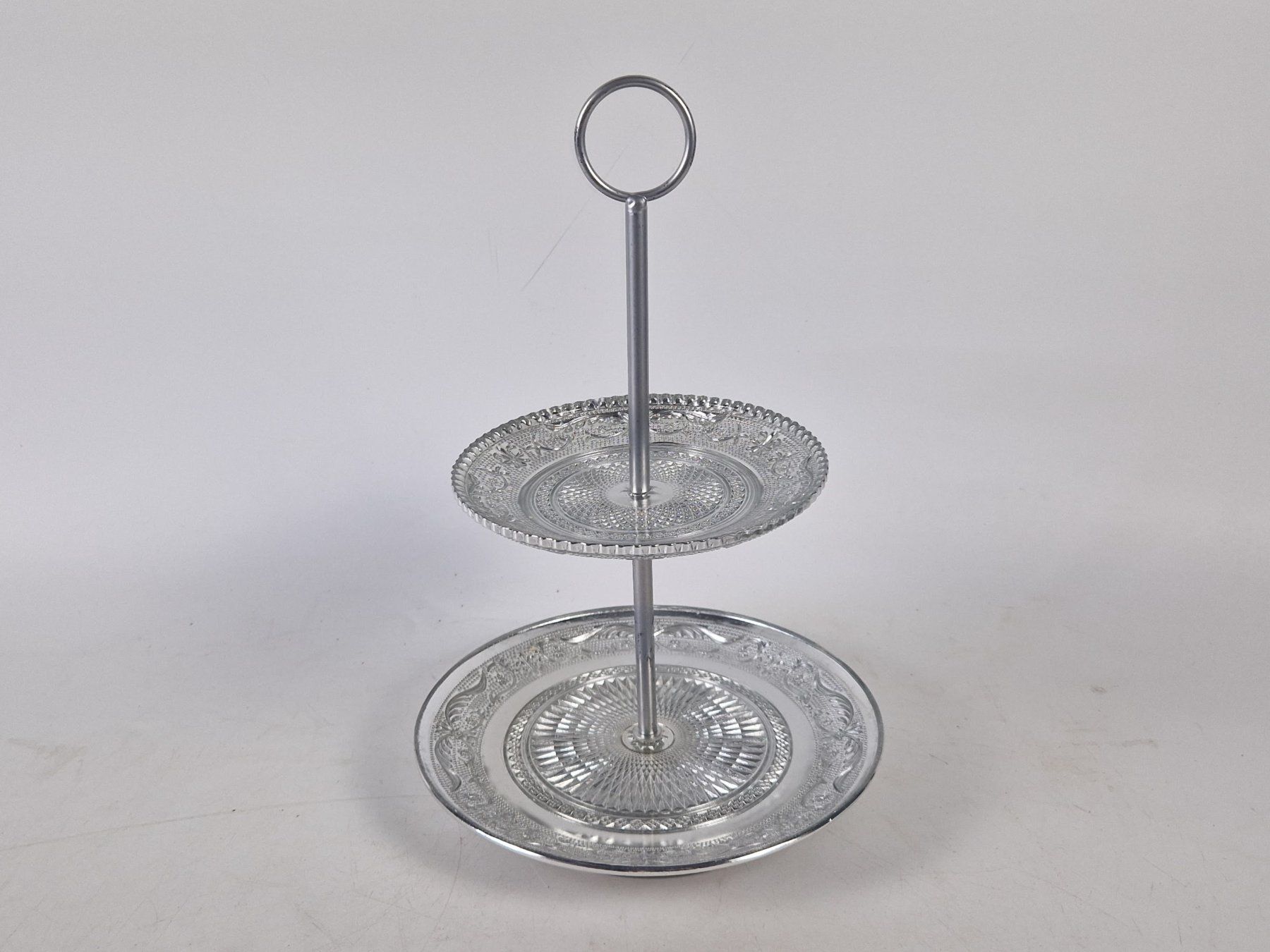 Autres décorations & accessoires: Etagere/Servierständer im Vintage Look – D'occasion à Muhen par Restwert_Muhen
