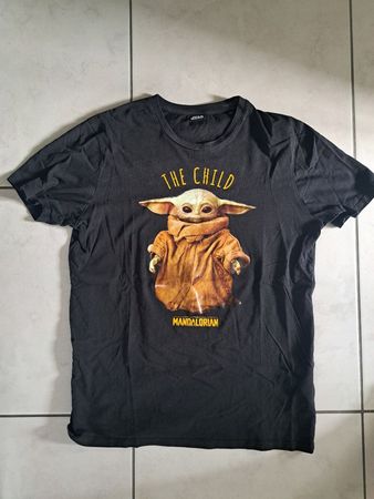 T-Shirt Baby Yoda (Das Kind, Grogu) aus The Mandalorian Gr.M