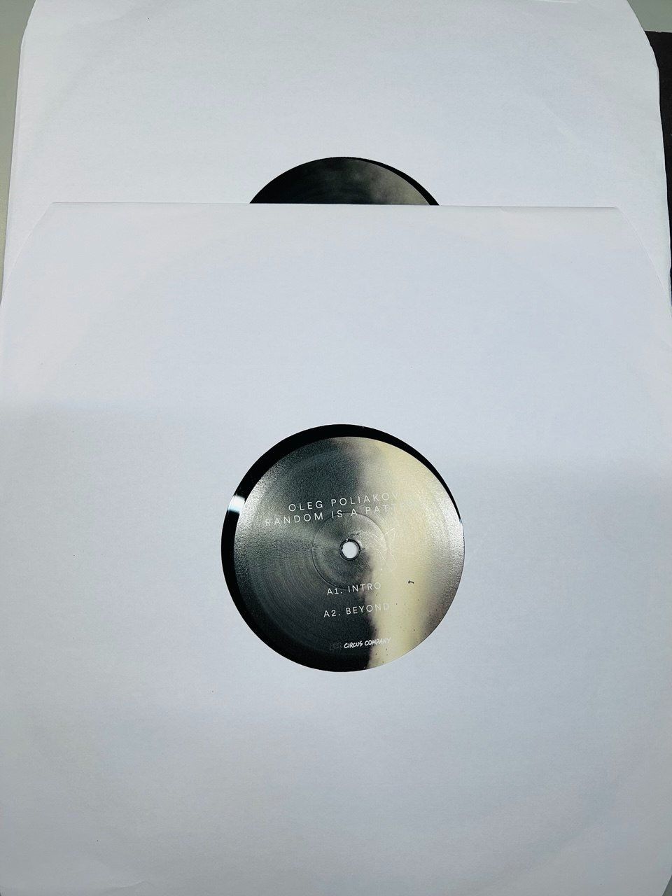 Dischi in vinile: Vinile Random Is a Pattern di Oleg Poliakov – Usato da Giubiasco venduto da LorisVale 2
