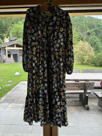 Robe longue légère Mango neuve