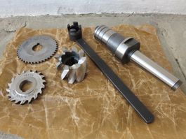 Fräsdorn MK2 ø 16mm für Fräsmaschine inkl. HSS Fräser