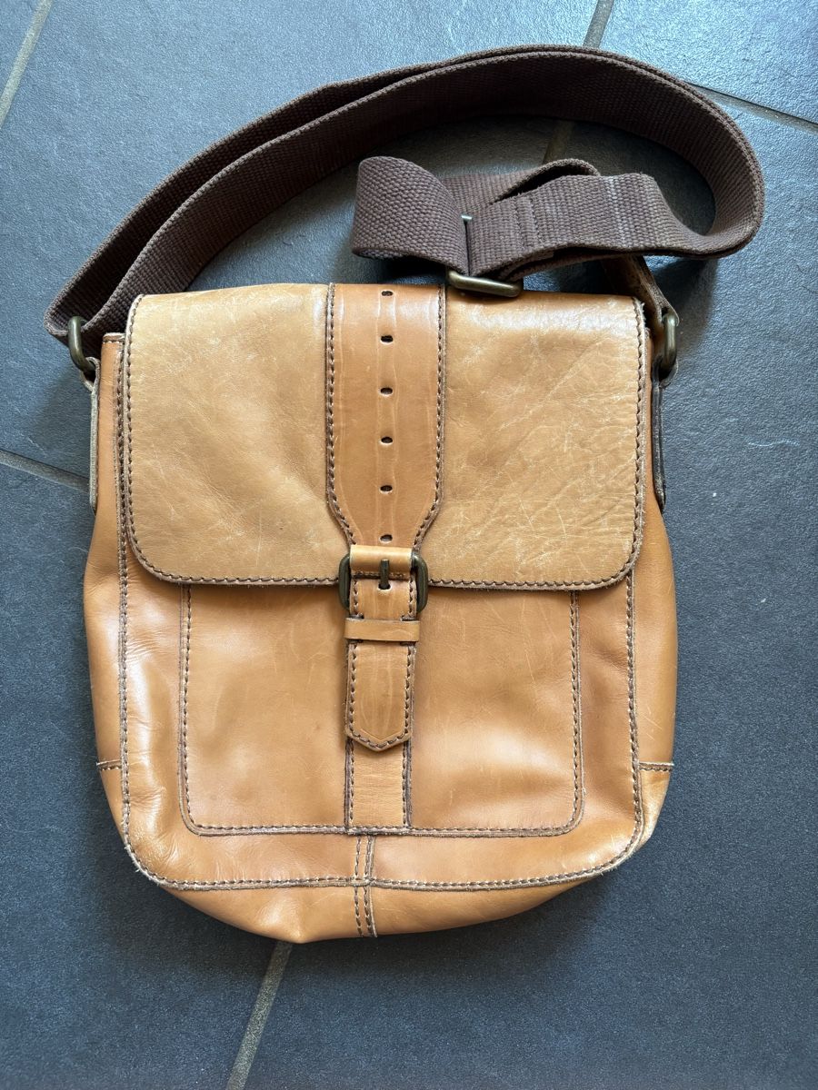 Fossil Borse: Fossil Schultertasche Leder – Usato da zwingen venduto da bami13
