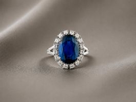 Atelier Kim Hainbuchner, neuer Saphir - Diamant - Ring