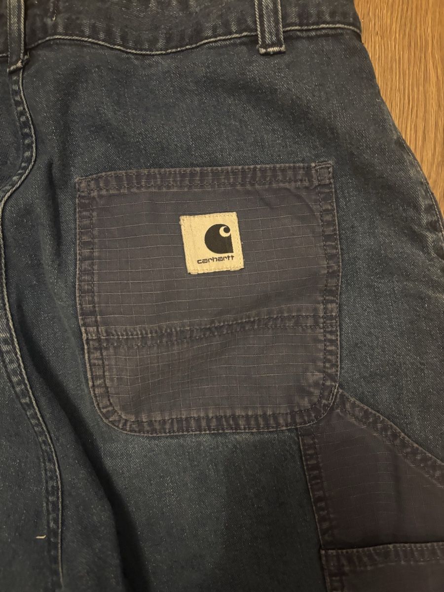 Carhartt Jeans: Carhartt Loose Tapered Jeans  – Usato da Zürich venduto da sop_tq8x 2