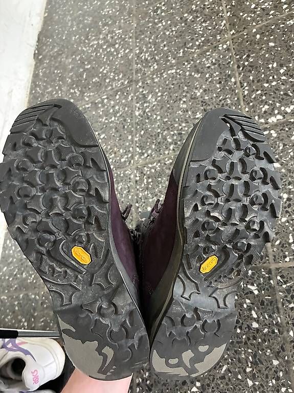 Scarpe da donna: Lowa Damen Wanderschuhe Gr 38 – Usato da Hirzel venduto da mak_9tmr 2