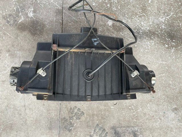 Tutti pezzi di ricambio auto: VW Käfer Ventilator Gehäuse Rarität – Usato da Grenchen venduto da Woernerauto