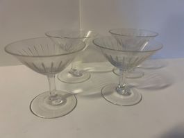 4 Champagner- oder Cocktailglaeser,  Vintage 50er/60er
