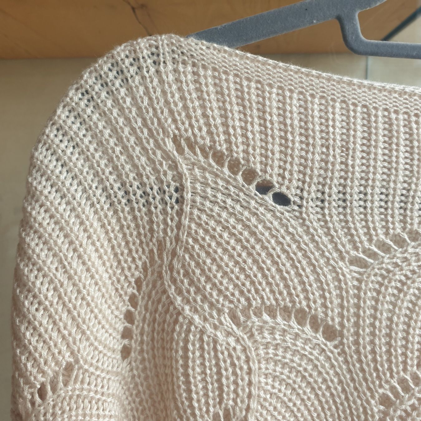 Pullover & Sweatshirts: 🐸 PONCHO PULLOVER LOCHSTRICK 1 SIZE / TU – Neu (gemäss Beschreibung) aus Môtier (Vully) von Frogs 1