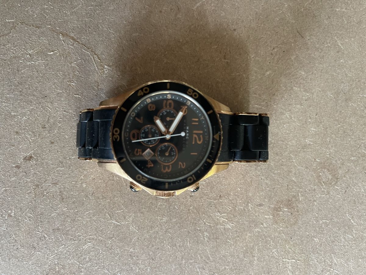 Marc Jacobs Orologi: Marc By Marc Jacobs Damenuhr – Nuovo (secondo la descrizione) da Mels venduto da Atelier-Ale 1