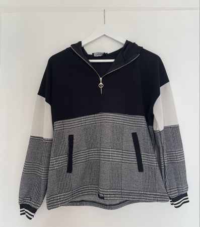 Sweatshirt von Today