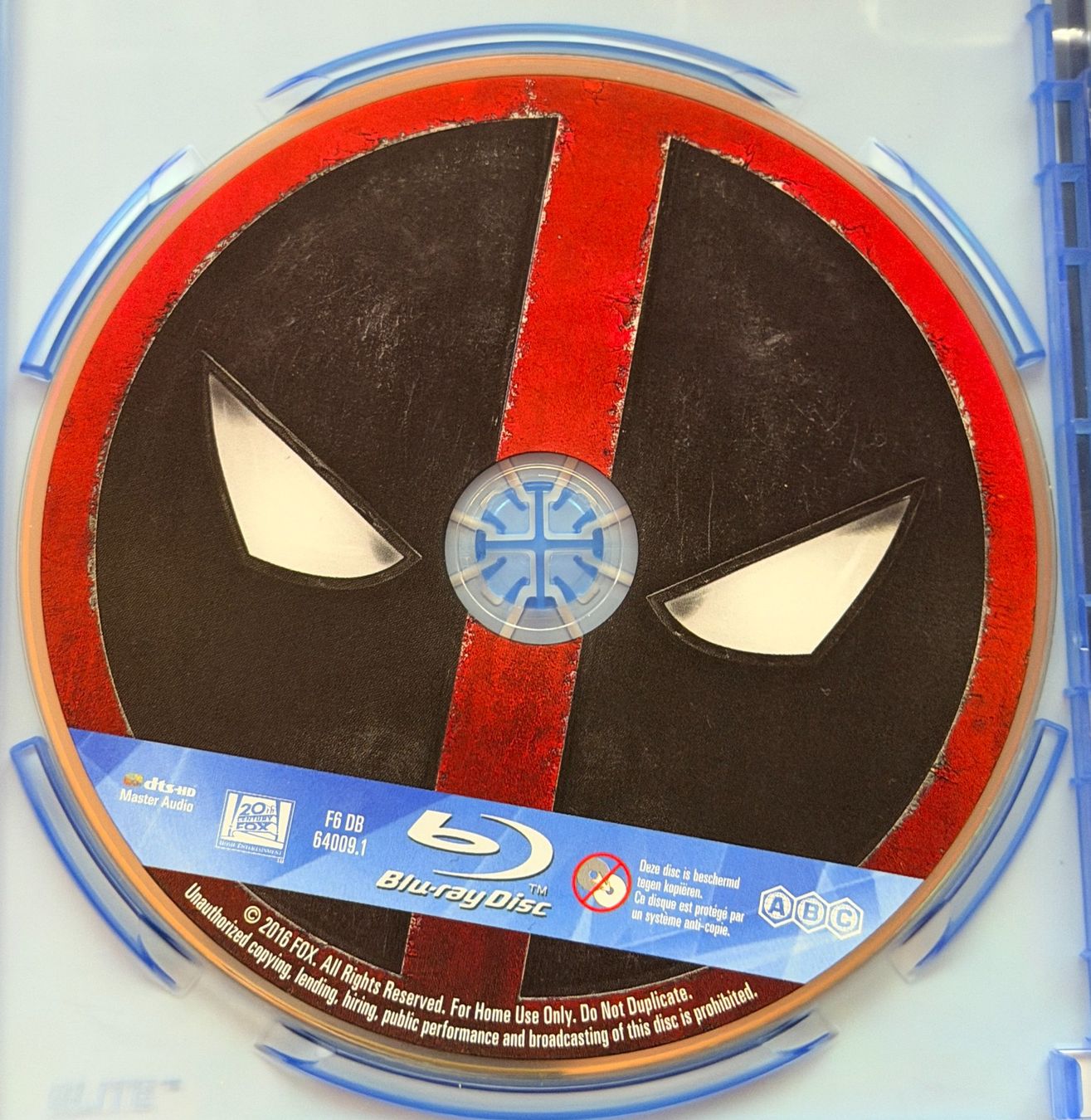 Tous les DVDs: Deadpool (2016) - Blu-ray – D'occasion à Semsales par __Florian__ 3