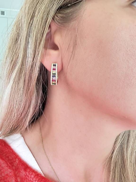 Ohrringe & -stecker: Regenbogen Zirkonia Ohrringe  – Gebraucht aus Thalwil von han_2b8c 4
