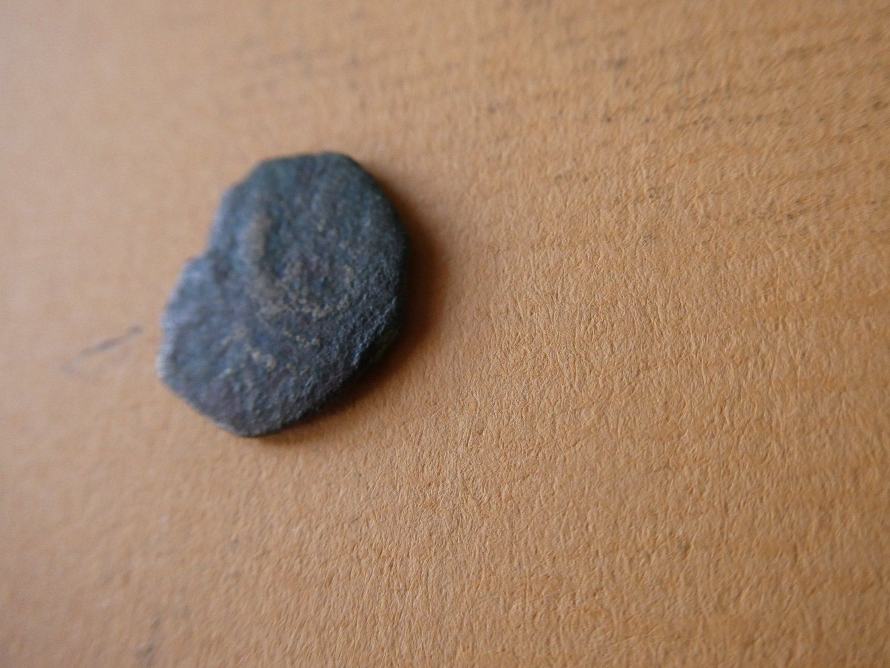 Tutti le monete: uralte   Bronzemünze    15 mm  1.42 g – Usato da Hinterforst venduto da Rohusri 1