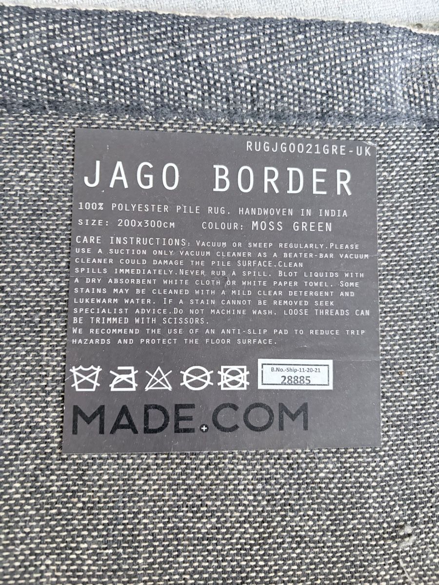 Tapis: Moss green carpet Jago carpet by made.com – D'occasion à Zürich par Michelleanca 2