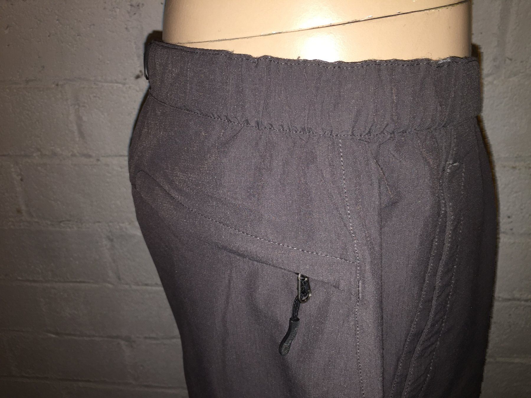 Pantaloni: Pantalon AIGLE ACTIMUM  Taille 50 CH – Usato da Cossonay-ville venduto da Super-Price-Quality 7