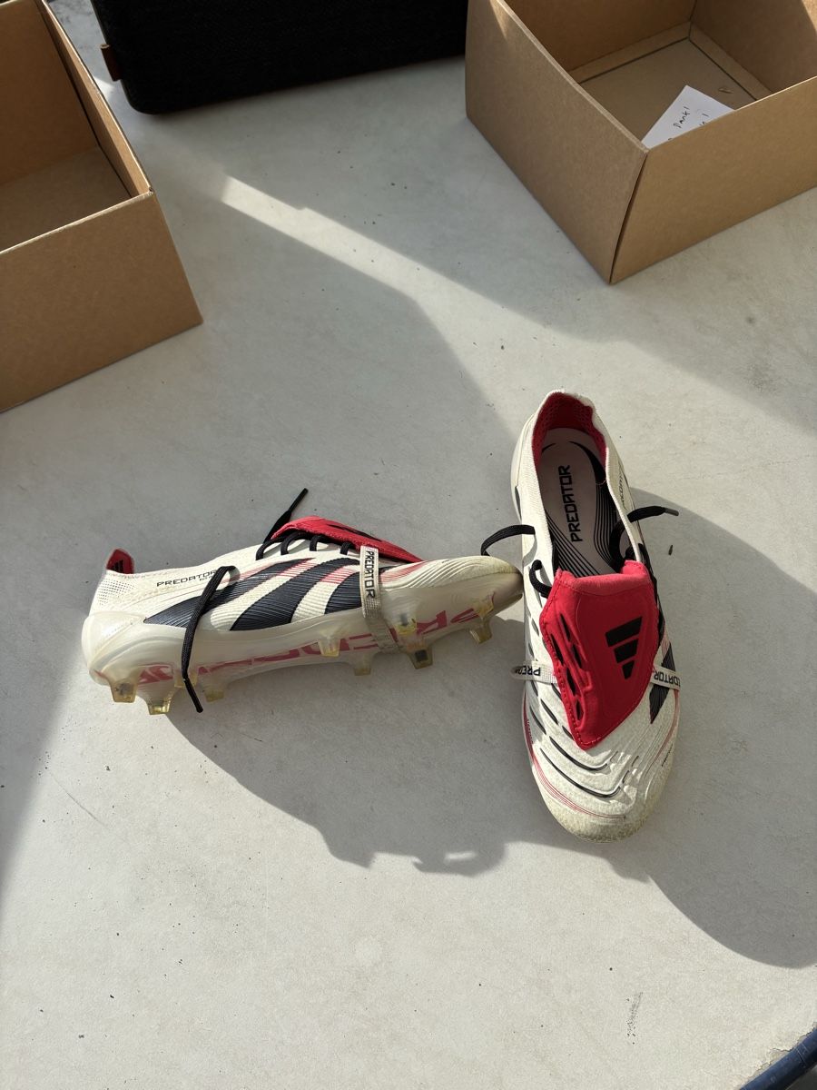 Adidas Scarpe da uomo: Scarpe da calcio Adidas Predator 39 1/3 – Usato da Ludiano venduto da adr_hr66