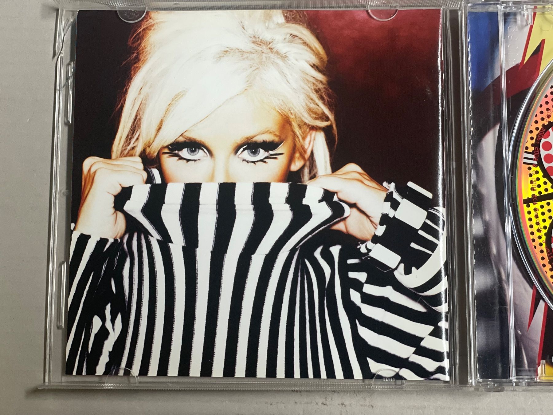 CD: Christina Aguilera – Usato da Muri b. Bern venduto da AdidasCollector 3