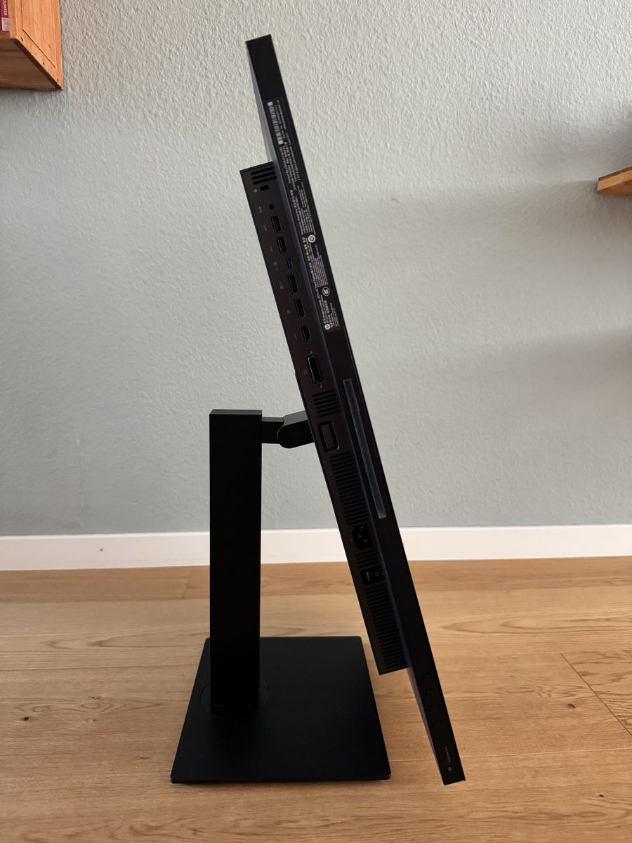 Hewlett Packard Monitor: HP Z27 Monitor – Usato da Pfaffhausen venduto da vige88 3