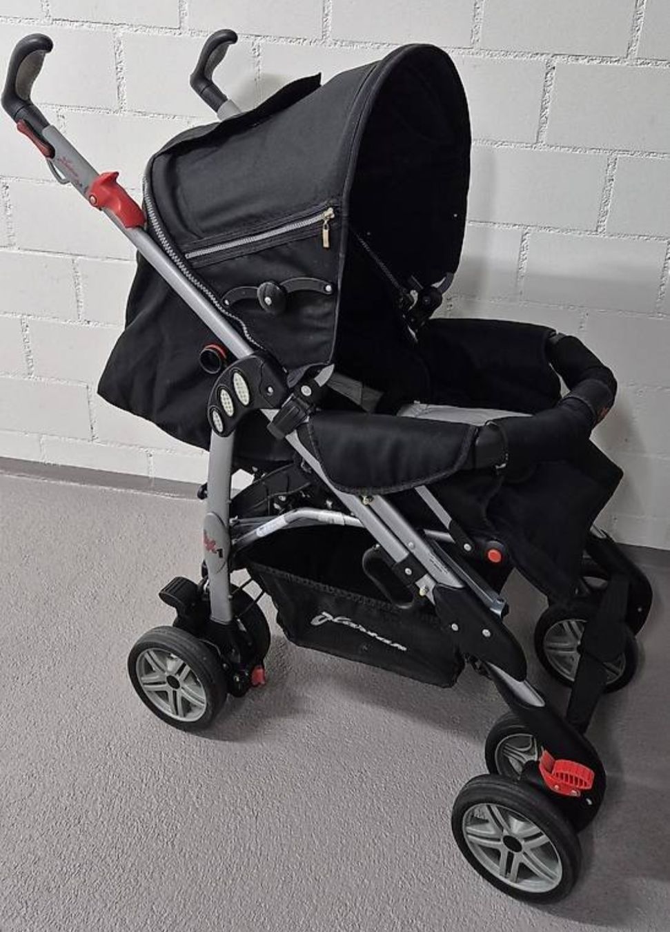 Hartan Carrozzine: Hartan Luxusbuggy – Usato da Bonaduz venduto da Kr12pn