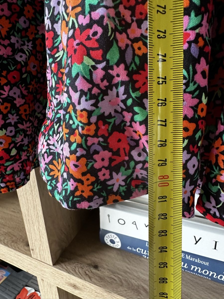 Kleider: Robe en fleur avec grand col NEW – Neu (gemäss Beschreibung) aus La Croix (Lutry) von secondhandZara 6