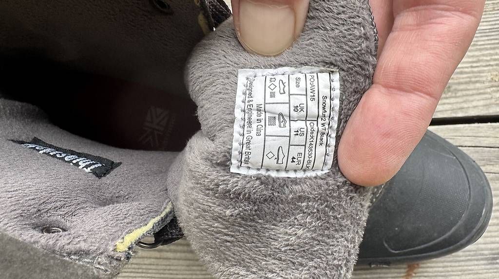 Scarpe da uomo: Chaussures montagne très chaudes – Usato da Verbier venduto da Plav_ 4