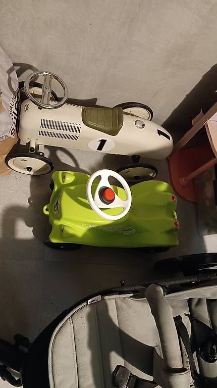 Poussette: A donner, poussette, siège auto, sac a dos, etc – D'occasion à Porsel par mat_dch9 1