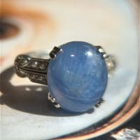 Antiker Sternsaphir Ring mit Naturperlen in 14K Weißgold