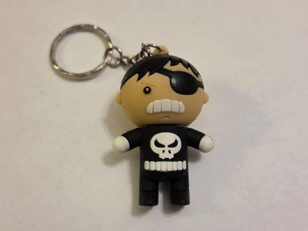 USB Sticks: Clé USB 4GB / Porte-clés Punisher Marvel Neuf – Neu und originalverpackt aus Territet von Cenh 2