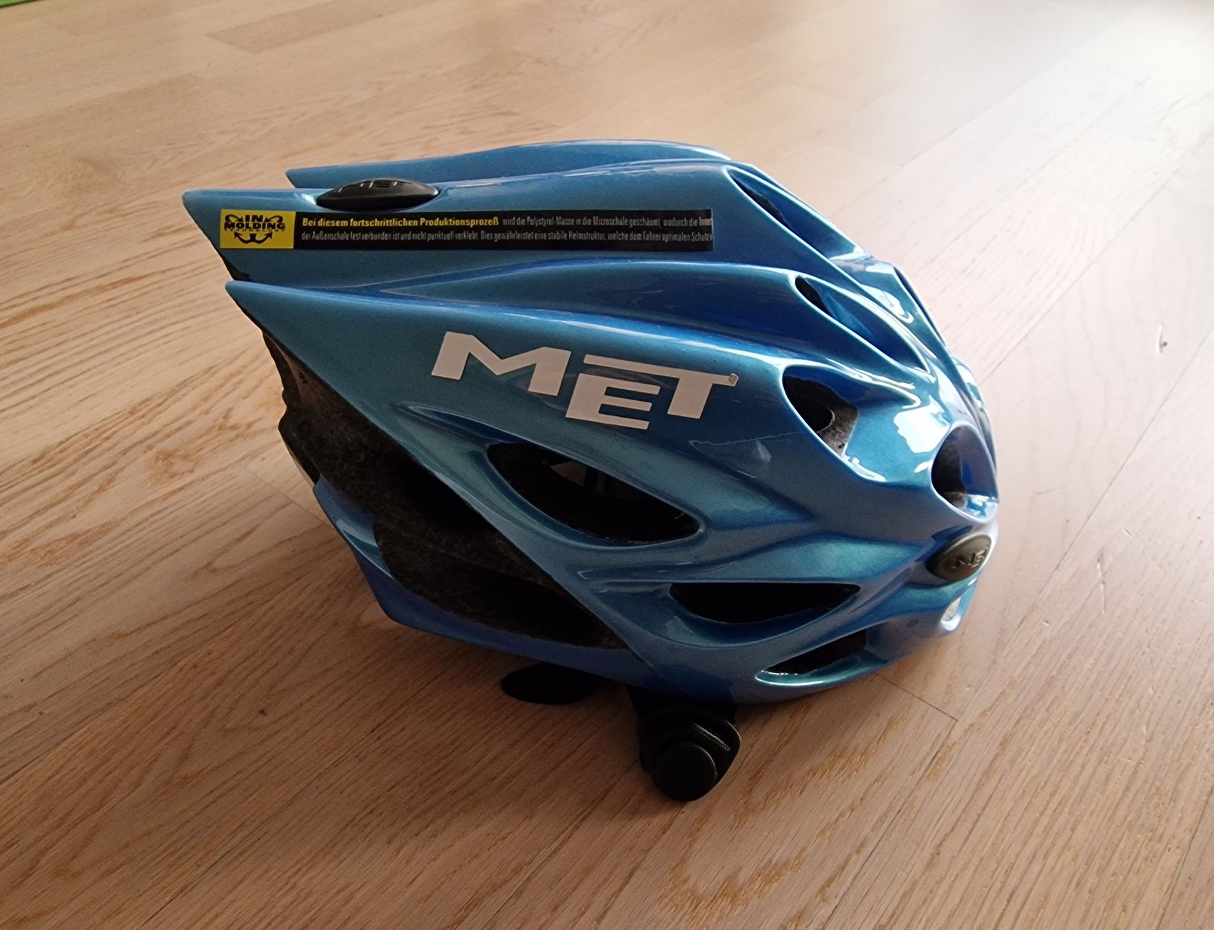 Helme: MET Velo Helm - guter Zustand! – Gebraucht aus Birsfelden von Dealgoenner24 2