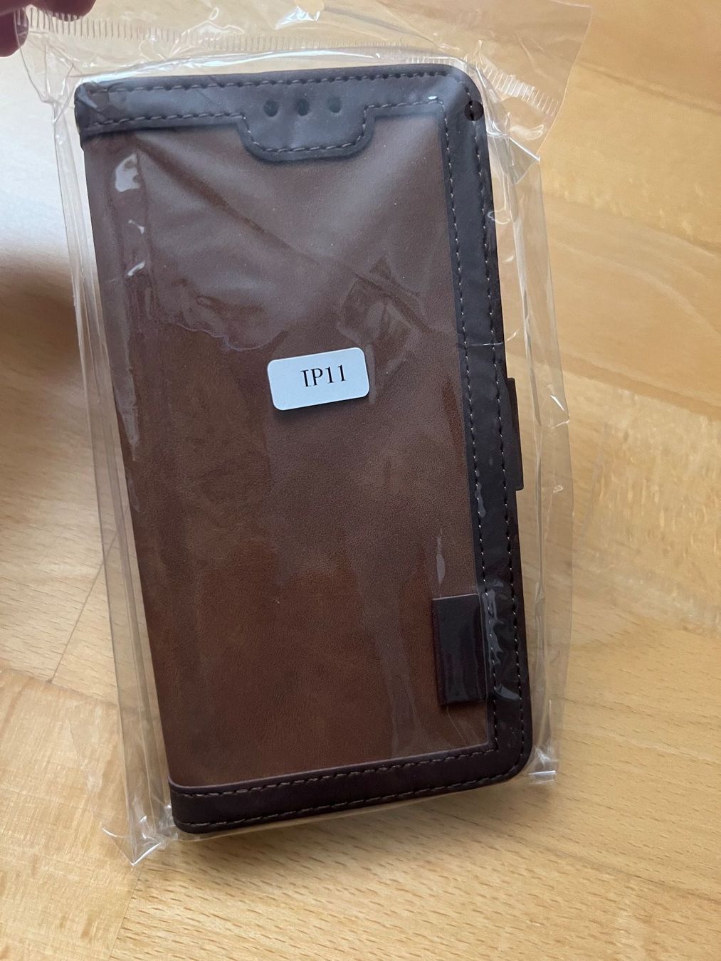 Cover & Protezioni schermo: Handy Hülle Iphone 11 – Nuovo e nell'imballaggio originale da witterswil venduto da Bargo
