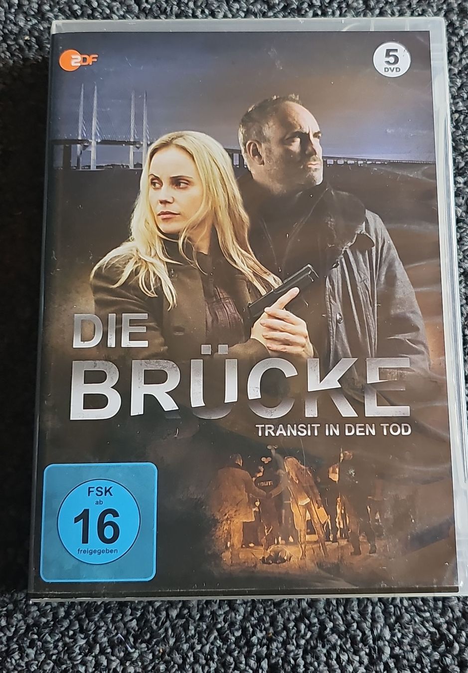 Tutti i DVDs: Die Brücke - Transit in den Tod DVD Box  – Usato da Ruswil venduto da jan_bxl5