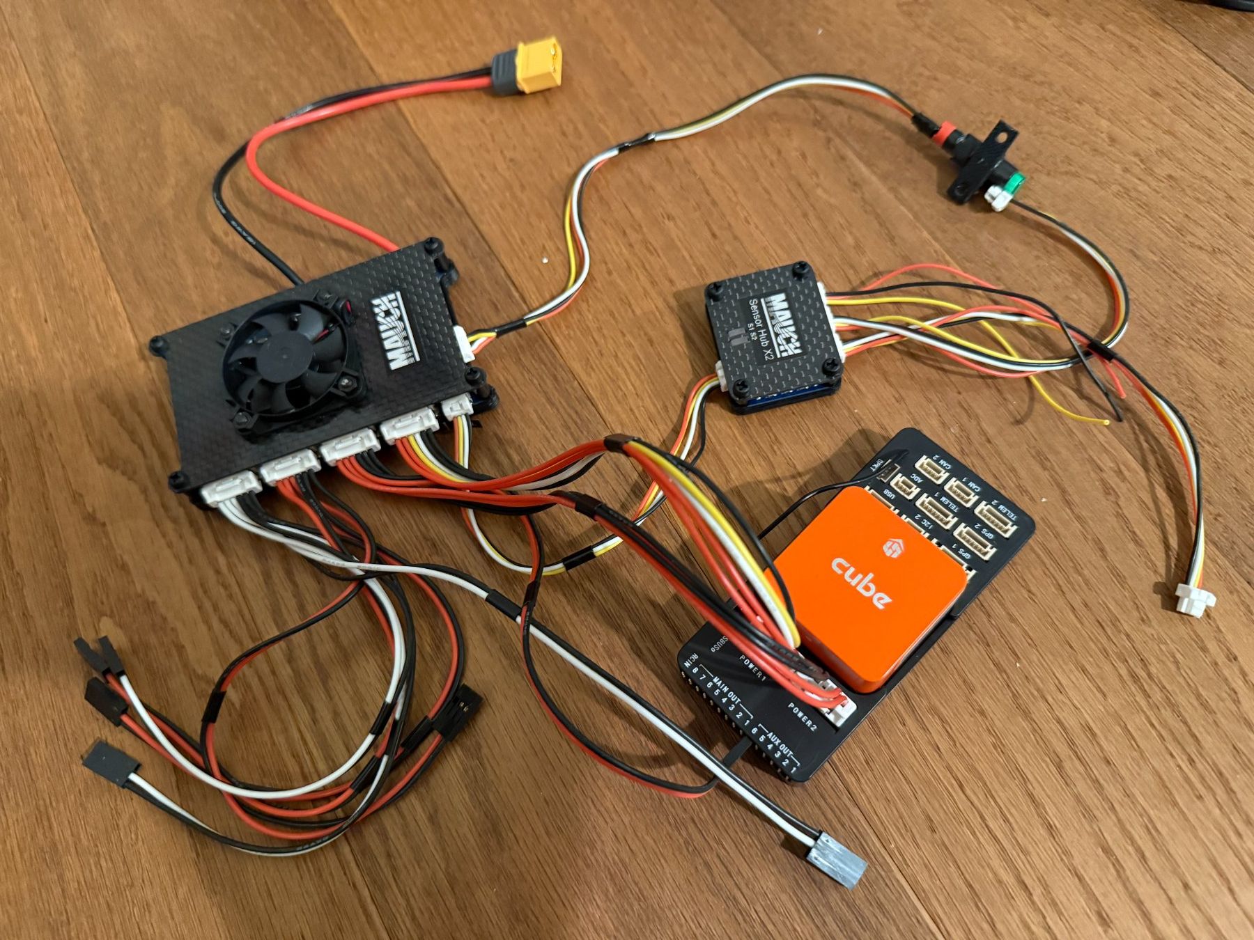 Modellismo RC: Pixhawk OrangeCube, Here3 GNSS, Mauch Power Accessories – Usato da Birmensdorf ZH venduto da Czwir 1