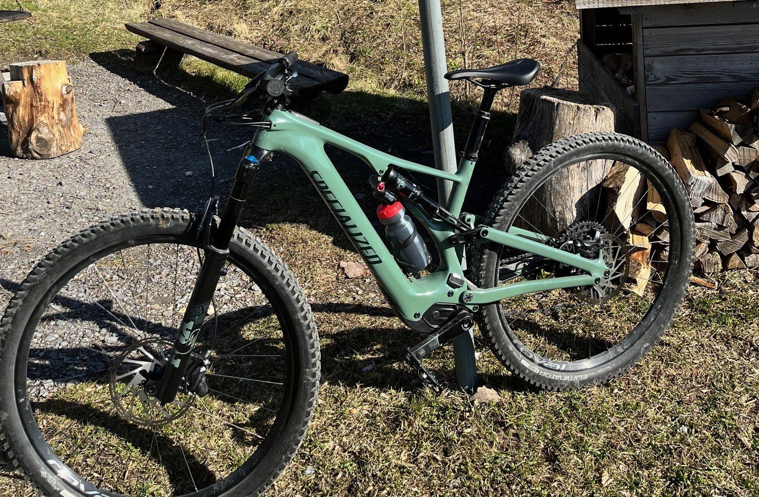 Specialized Velos: Specialized Turbo Levo SL Expert - Grösse M – Gebraucht aus Goldau von
