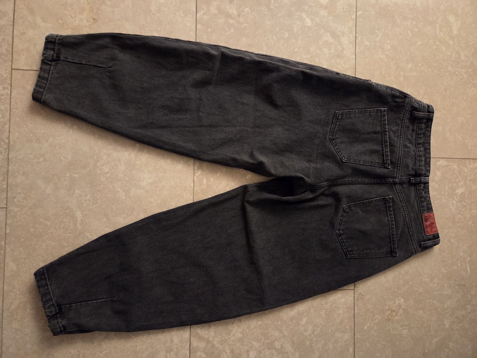 Zara Jeans: Jeans Zara – Usato da Reinach AG venduto da zazalino 3