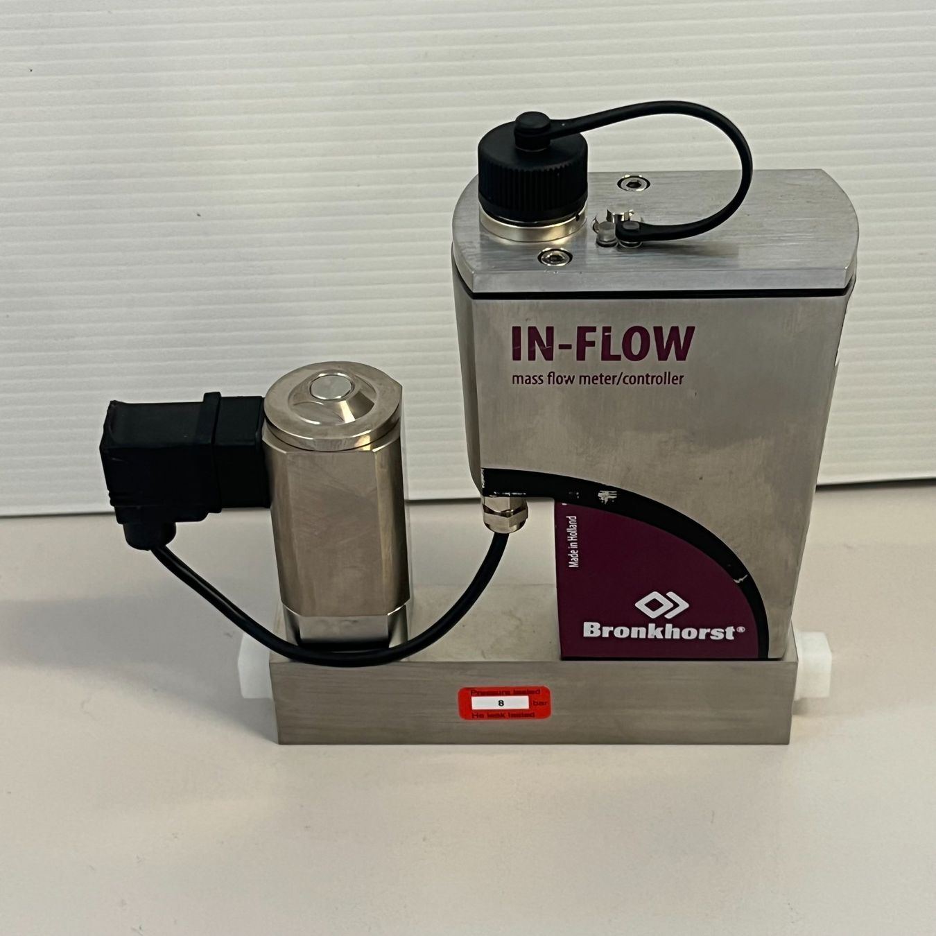 Accessori da laboratorio: Bronkhorst Mass Flow Controller F201 CI-10K-AGD-00-V – Usato da Niederdorf venduto da LeptonAG_Labor 4